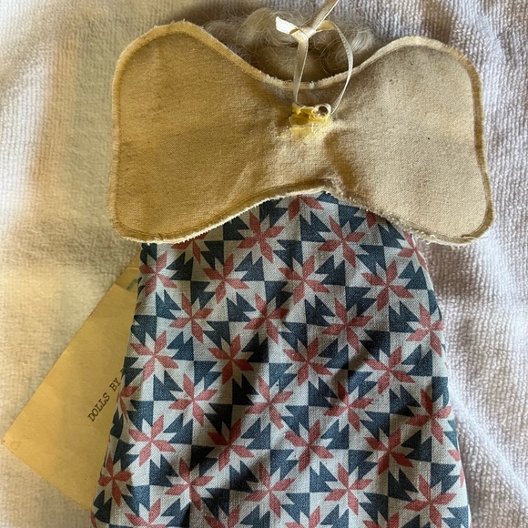 Dolls by DJ Kitchen Angel Cream colored with blue/ mauve dress - Picture 2 of 4